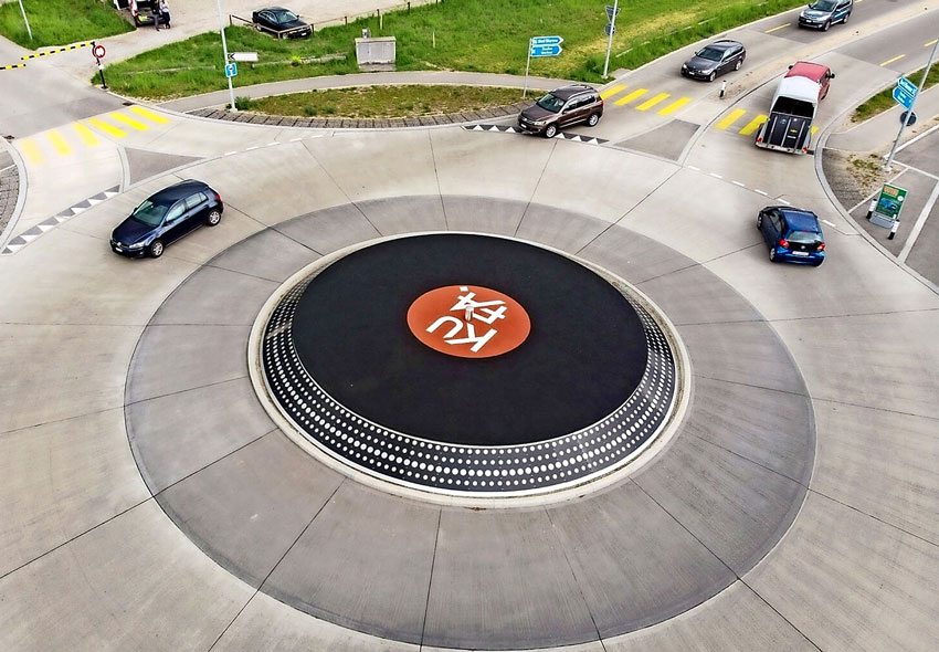 Kufa Kreisel Technics Turntable Roundabout